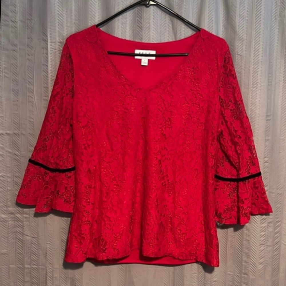 Elle Lace Top